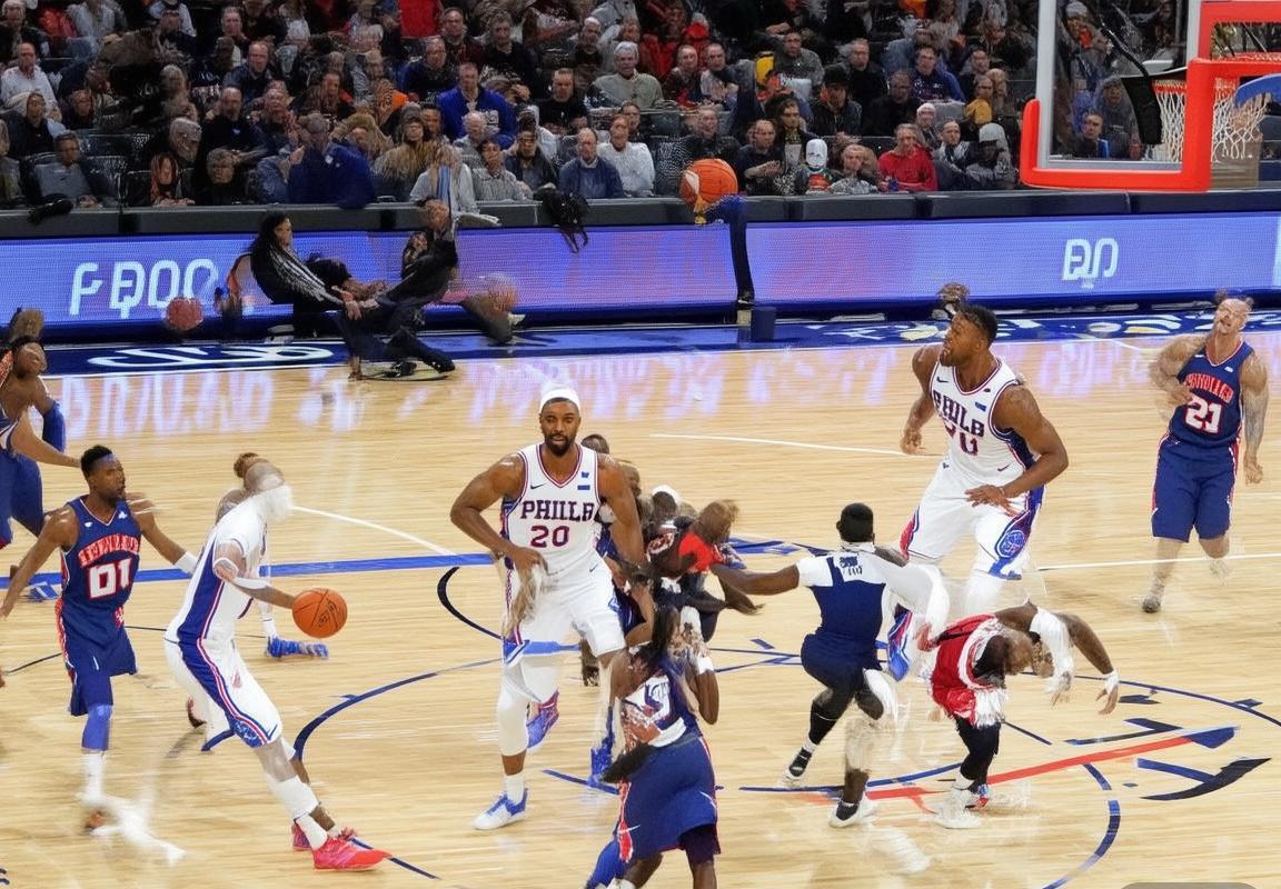 76人VS快船：巅峰对决战术解析与球星高光盘点